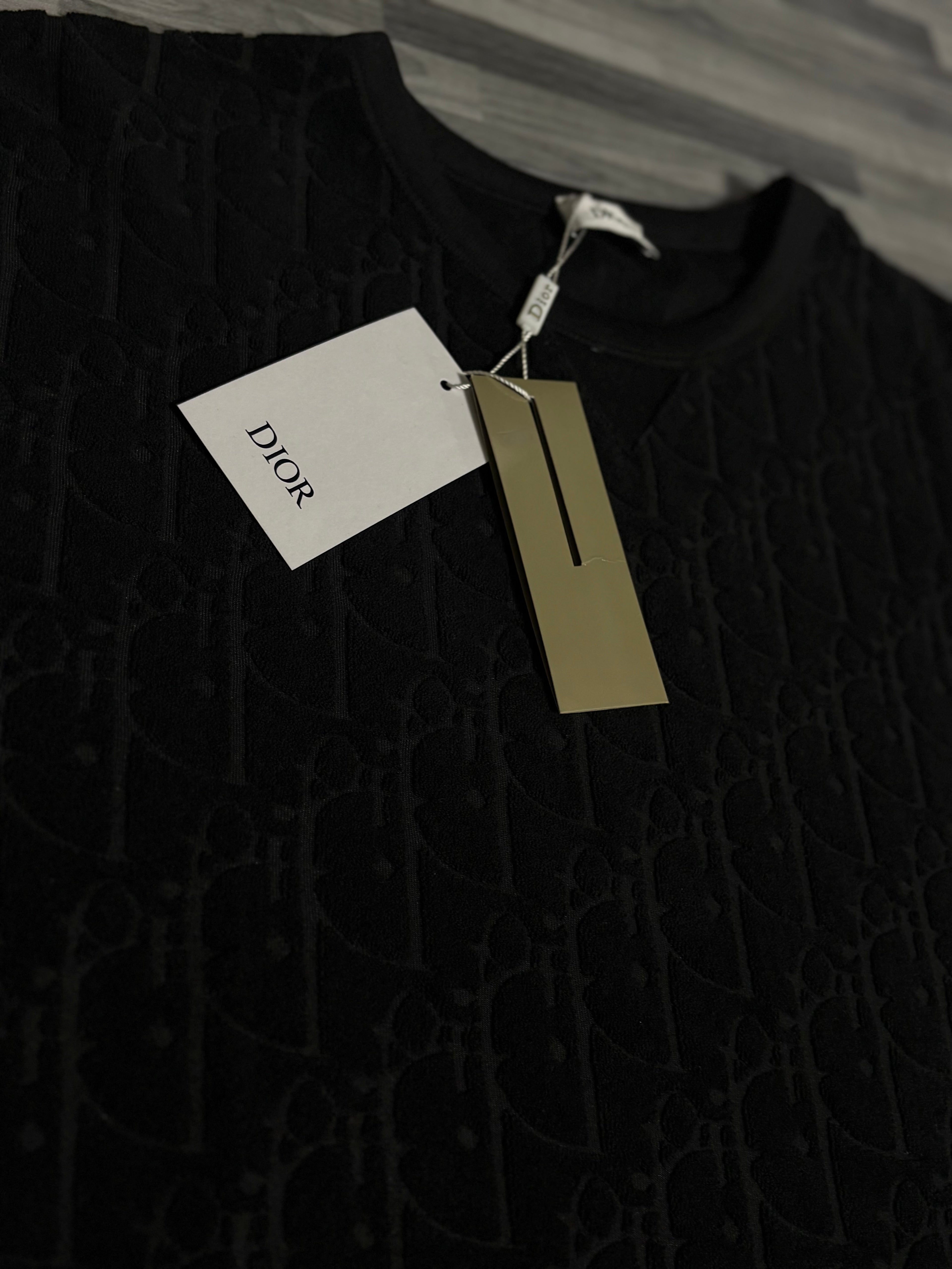 Dior t-shirt