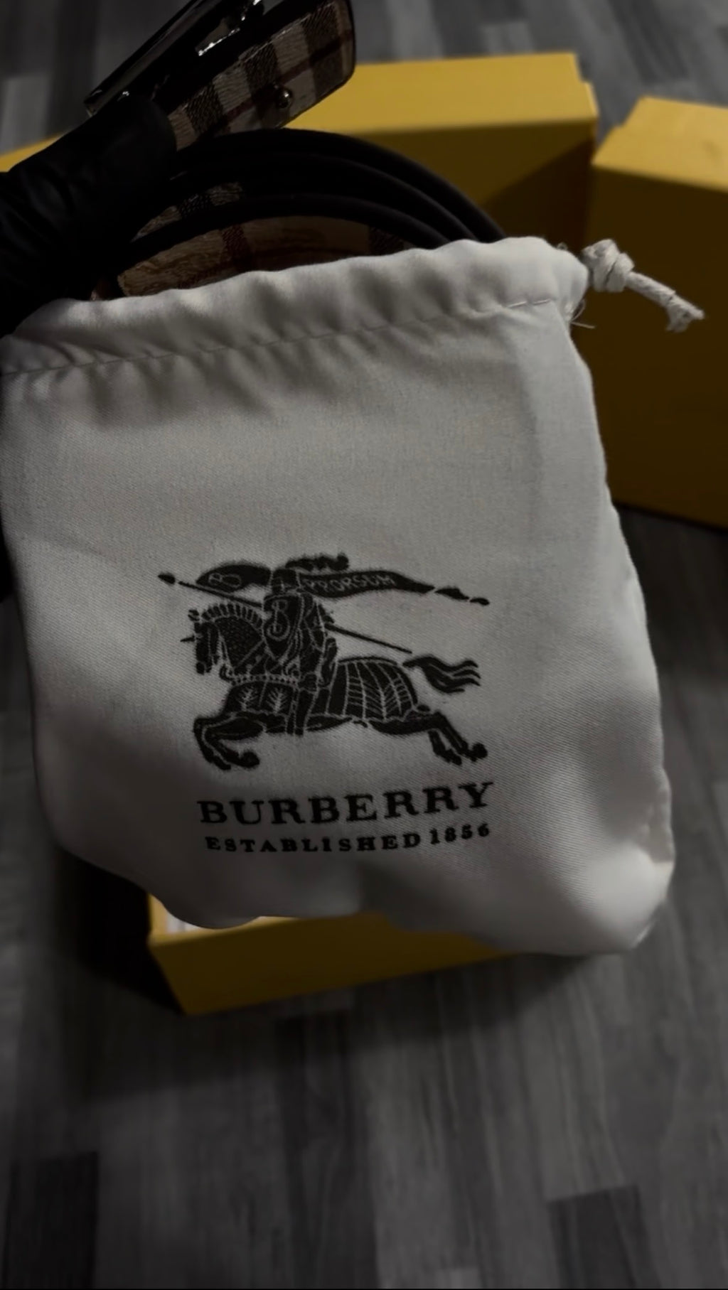 Burberry double side belt