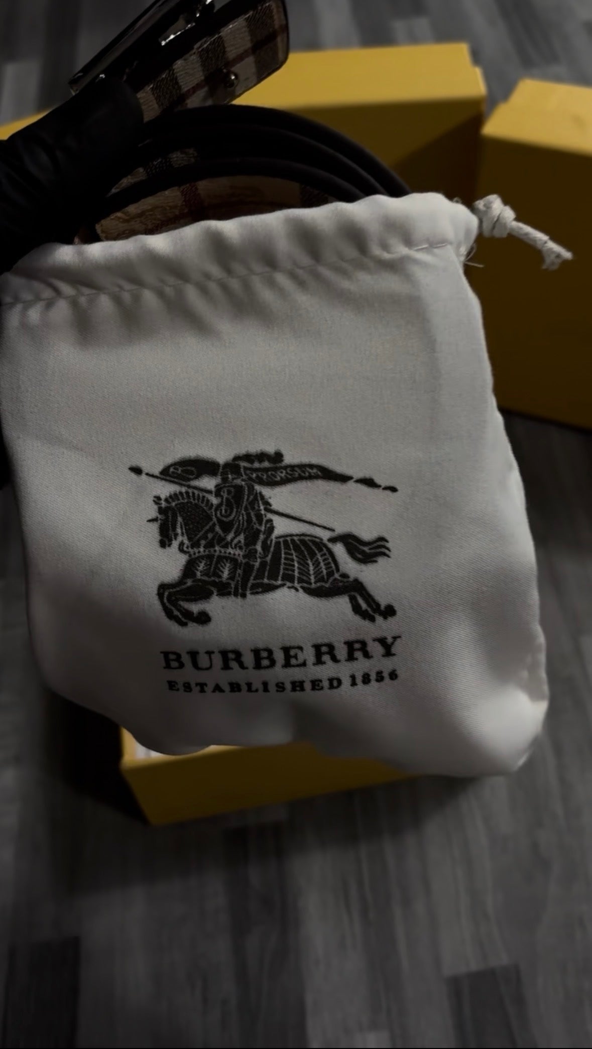 Burberry double side belt